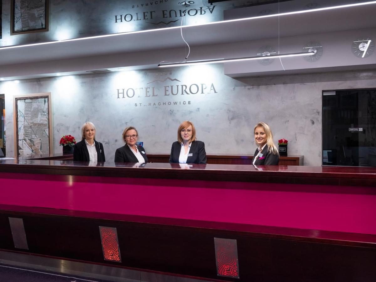 Hotel Europa Стараховіце Екстер'єр фото